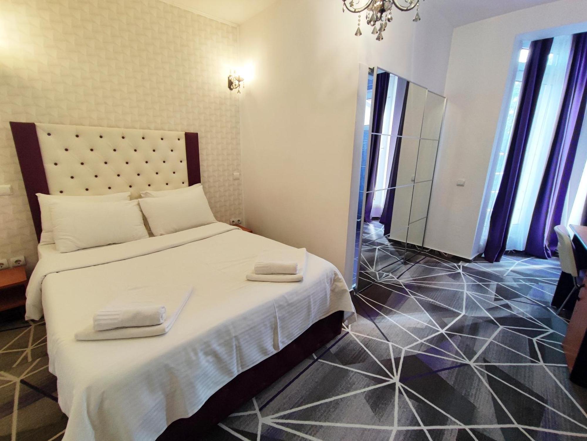 Iris Boutique Therme & Bucharest Otopeni Airport Dış mekan fotoğraf