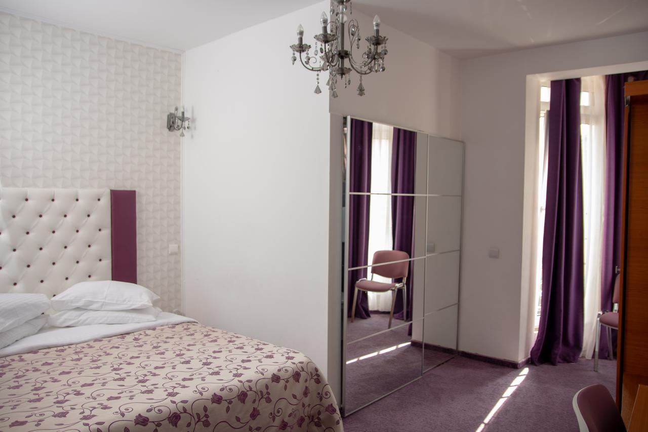 Iris Boutique Therme & Bucharest Otopeni Airport Dış mekan fotoğraf