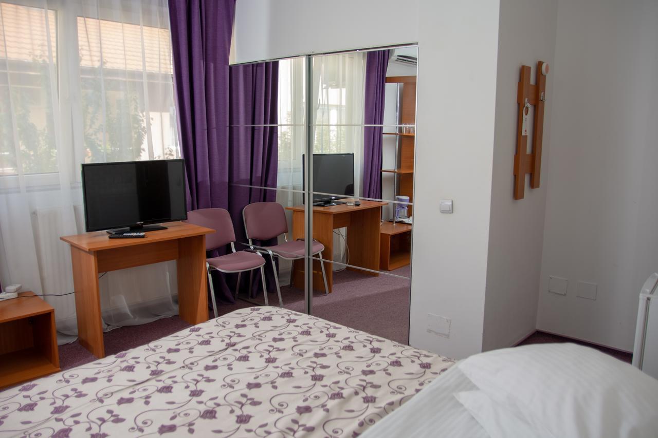 Iris Boutique Therme & Bucharest Otopeni Airport Dış mekan fotoğraf